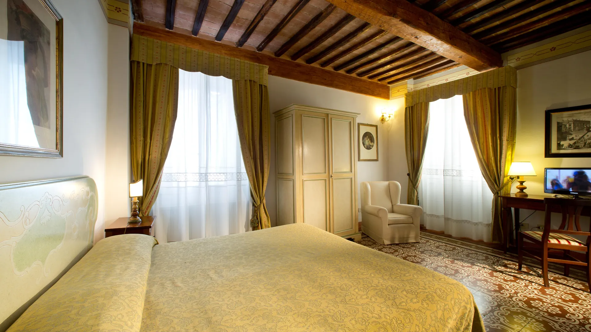 Palazzo Di Valli Hotel Siena 3*,  Italy